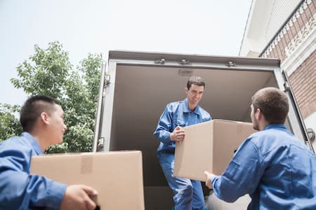 The Benefits of Hiring Professionals for Inter-Office Moves: Efficiency and Peace of Mind